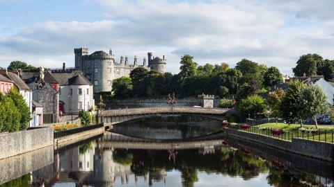 The Great Tours: Ireland and Northern Ireland. Episode 11, Kilkenny, the Rock of Cashel, and Cahir cover image