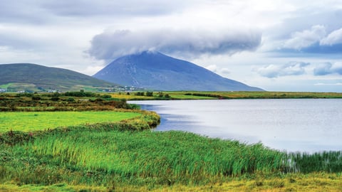 The Great Tours: Ireland and Northern Ireland. Episode 17, Traveling Ireland's Northwest cover image