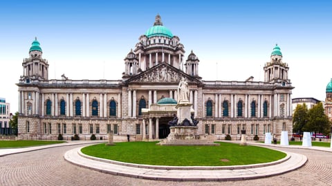 The Great Tours: Ireland and Northern Ireland. Episode 21, Experiencing Belfast cover image