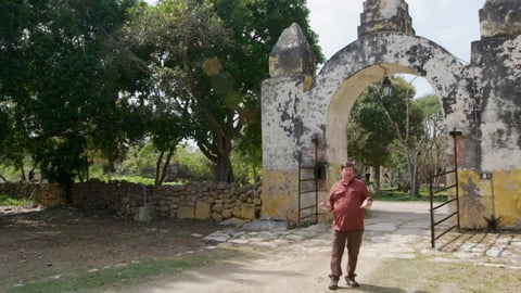 Exploring the Mayan World. Episode 1, Mérida cover image