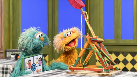 Sesame Street: S52. Episode 1, Lunchtime Engineers cover image